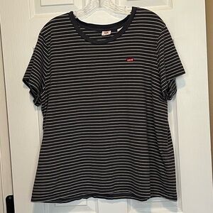 Women's Levi's Striped Short Sleeve Perfect Crew T-shirt. Size XXL. Blue